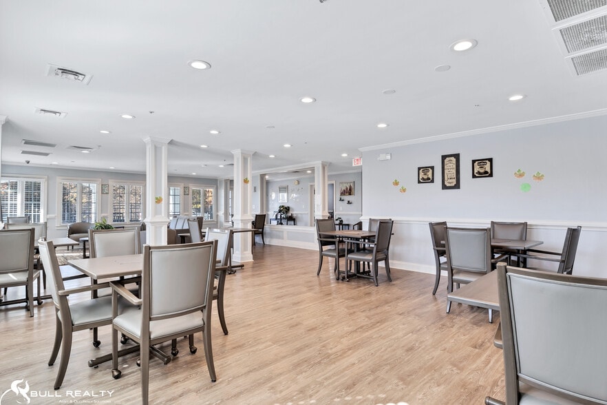 More Photos Of 519 Lawrenceville St, Norcross Assisted Living For Sale