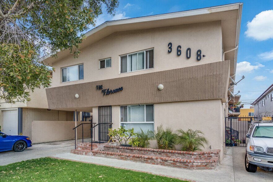 More Photos Of 3608 Mentone Ave, Los Angeles Apartments For Sale