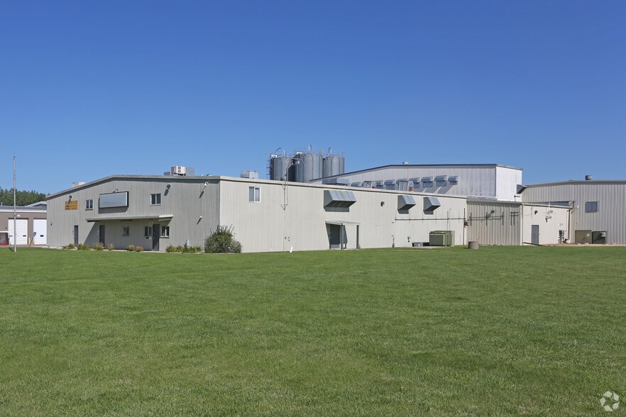 More Photos Of 480 Industrial Rd, Mankato Manufacturing For Lease