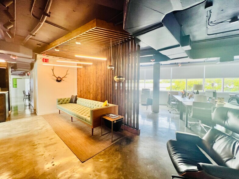 More Photos Of 2424 S Dixie Hwy, Coconut Grove Loft Creative Space For Sale