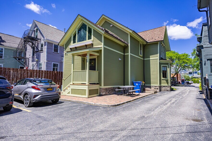 More Photos Of 383 Park Ave, Rochester Office Residential For Sale
