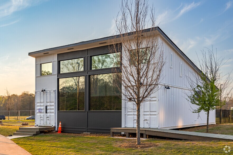 More Photos Of 352 University Ave SW, Atlanta Land For Lease