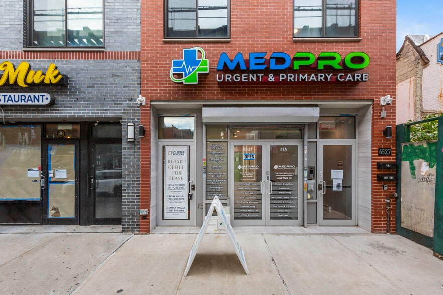 More Photos Of 6527 Roosevelt Ave, Woodside Apartments For Lease