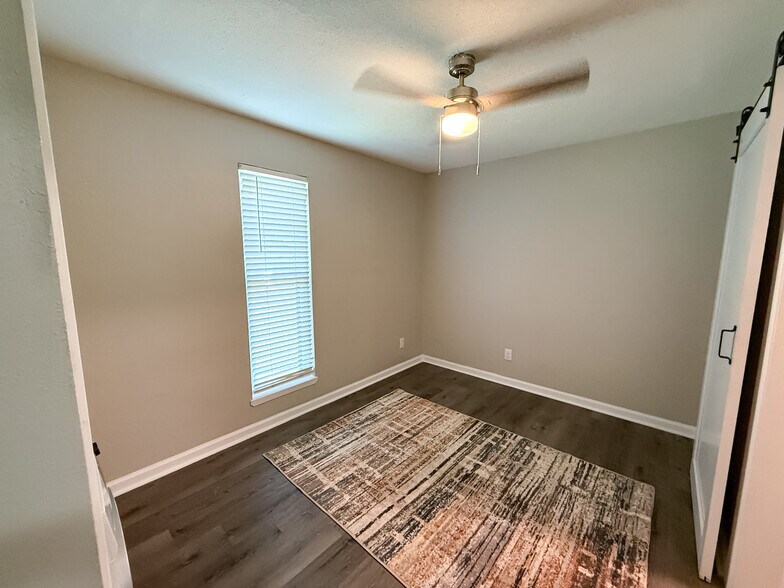 More Photos Of 425 W Taft St, Wichita Apartments For Sale