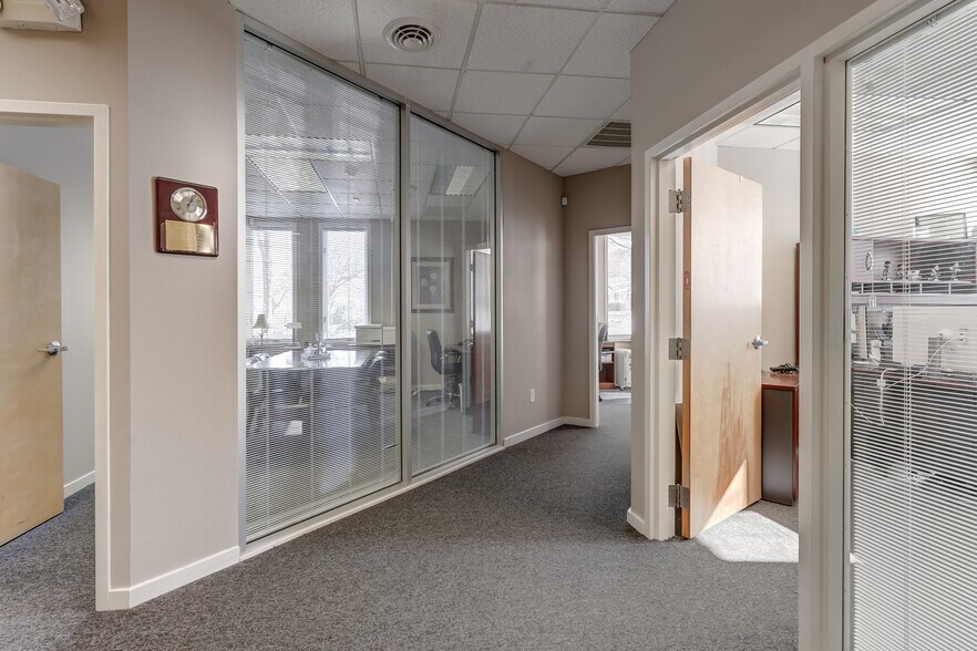 More Photos Of 5040 Sadler Pl, Glen Allen Loft Creative Space For Lease