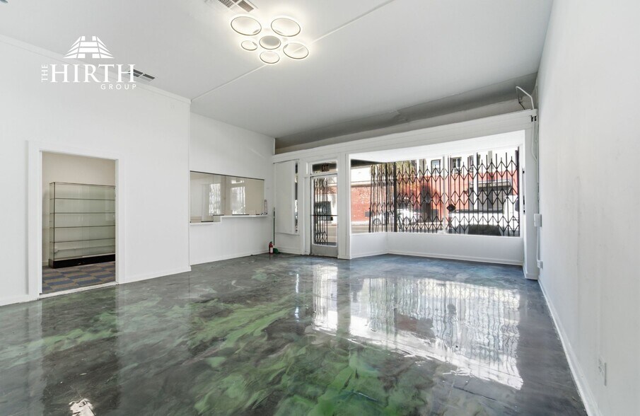 More Photos Of 1612-1616 N Cahuenga Blvd, Hollywood Restaurant For Sale