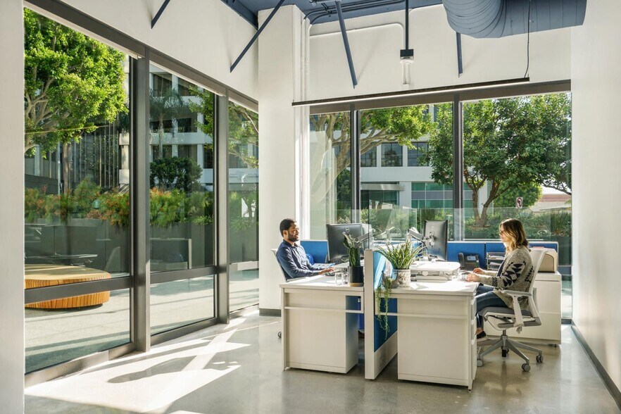 More Photos Of 11601 Wilshire Blvd, Los Angeles Office For Sale