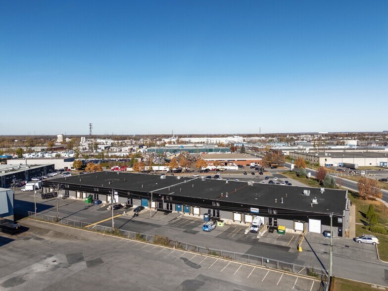 More Photos Of 620-650 St Giffard, Longueuil Warehouse For Lease