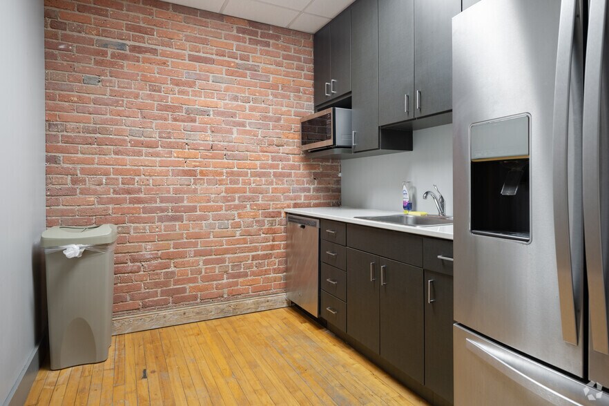 More Photos Of 504 Rhett St, Greenville Office For Lease