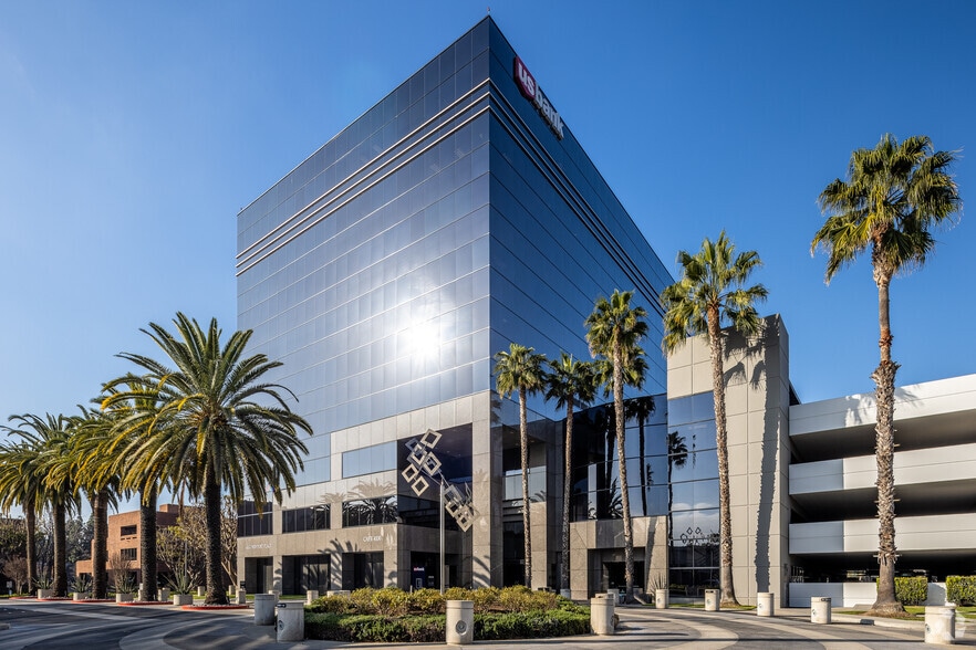 More Photos Of 4100 Newport Place Dr, Newport Beach Office For Lease