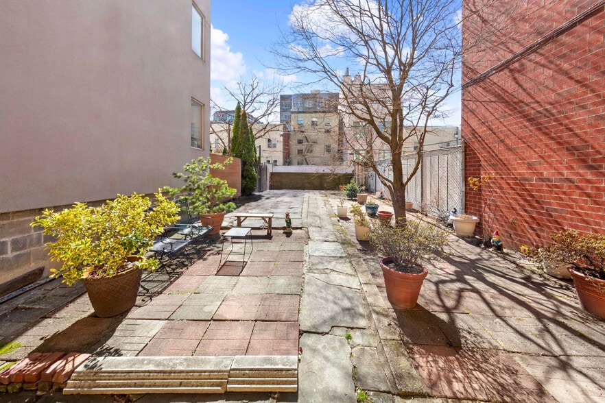 More Photos Of 76 S 3rd St, Brooklyn Apartments For Sale