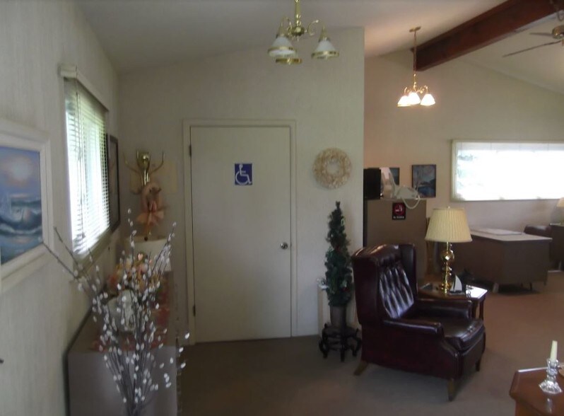 34354 Moravian Dr, Sterling Heights, MI 48312 Medical For Sale