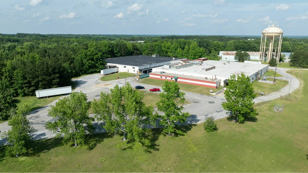 More Photos Of 584 Highway 28 S, Abbeville Warehouse For Lease
