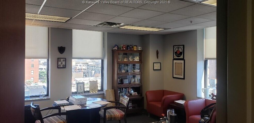 More Photos Of 109 Capitol St, Charleston Office Residential For Sale
