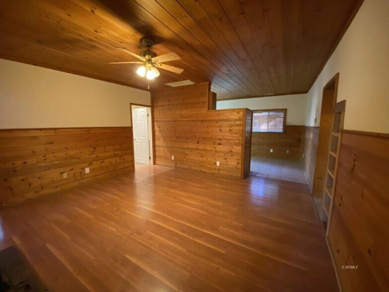 More Photos Of , Idyllwild-Pine Cove Multifamily For Sale