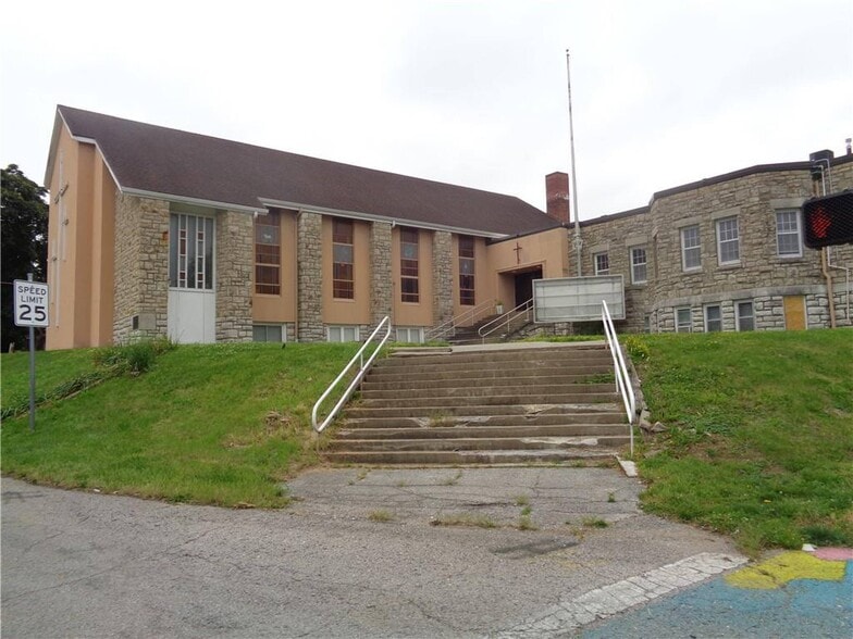 Primary Photo Of 1800 S Northern Blvd, Independence Specialty For Sale
