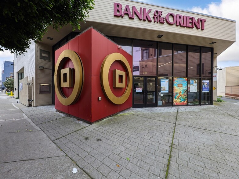 More Photos Of 317-319 6th Ave, San Francisco Bank For Sale