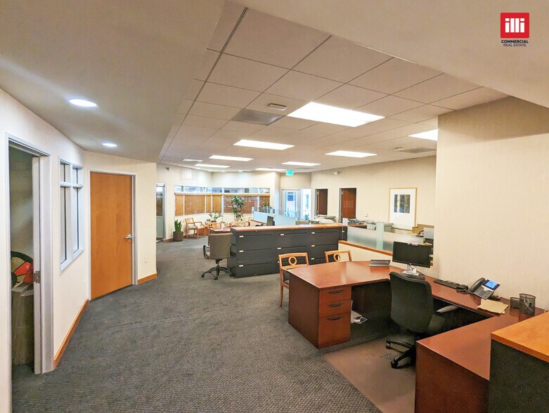 More Photos Of 6537 Topanga Canyon Blvd, Woodland Hills Bank For Lease