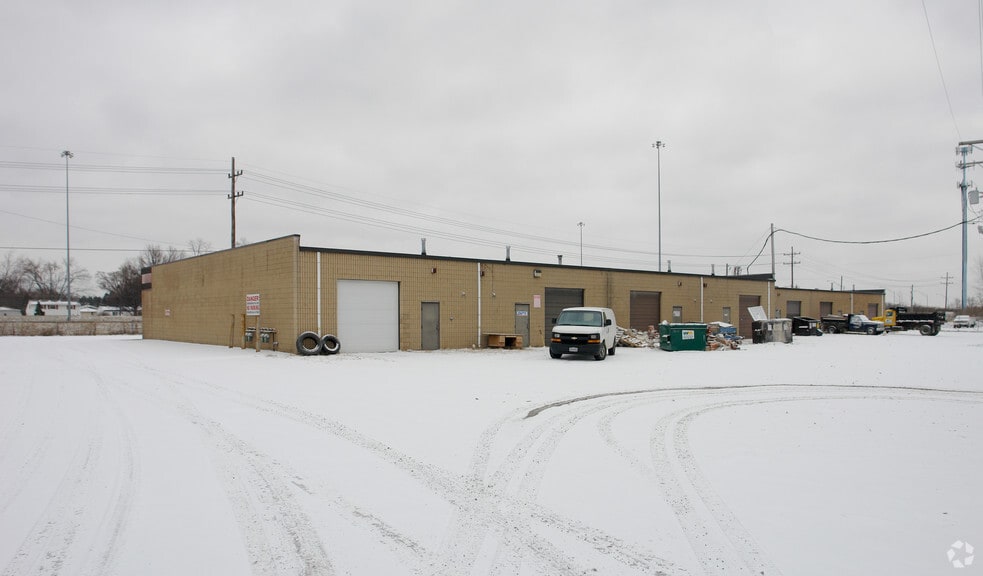 Primary Photo Of 2012-2026 Zettler Rd, Columbus Warehouse For Lease