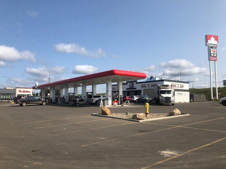 More Photos Of 1013-1017 Quarry Ridge Dr, Fort McMurray Storefront For Lease