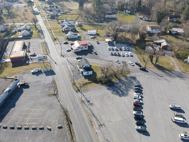 More Photos Of 1616 Blountville Blvd, Blountville Office Residential For Sale