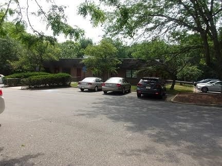 More Photos Of 1000 W Main St, Freehold Medical For Lease