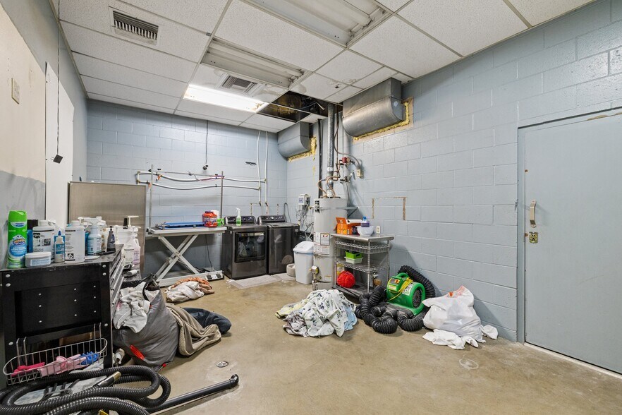 More Photos Of 68766 Perez Rd, Cathedral City Warehouse For Sale