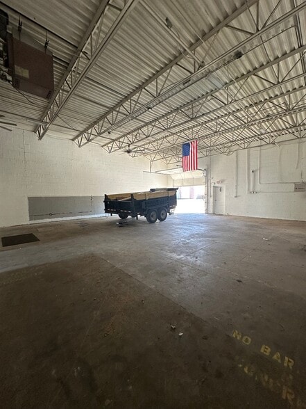 More Photos Of 3300-3312 Encrete Ln, Dayton Light Manufacturing For Lease