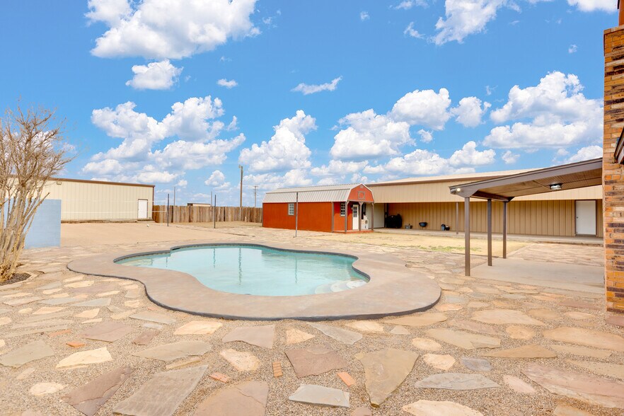 More Photos Of 7405 E County Road 110, Midland Land For Sale