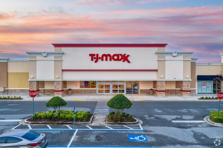 More Photos Of US 192 & SR 429, Orlando Unknown For Lease