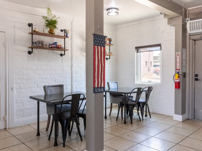More Photos Of 950 Calimesa Blvd, Calimesa Freestanding For Sale