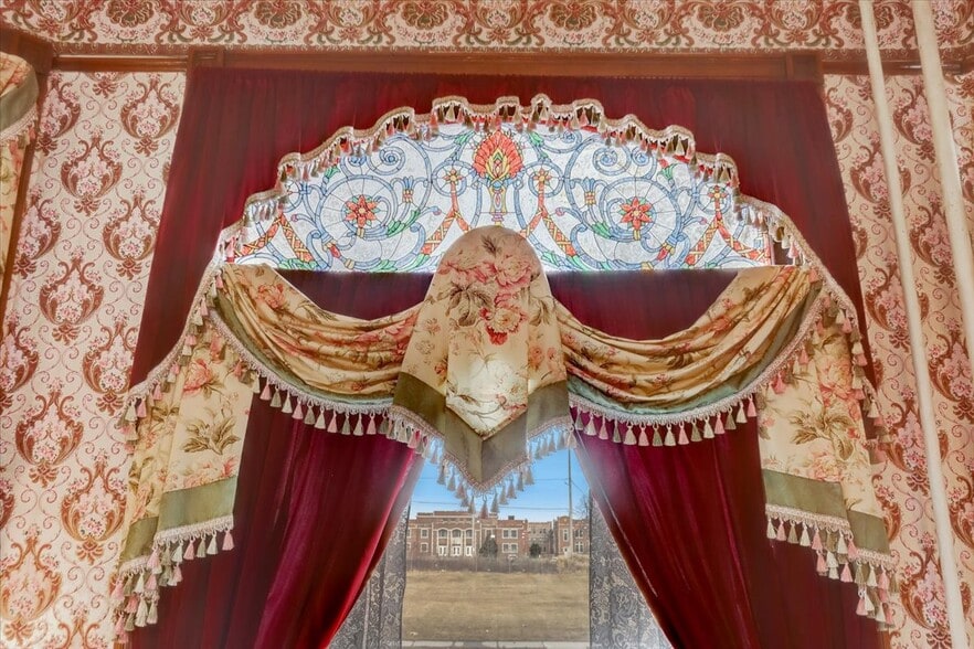 More Photos Of 3209 W Wells St, Milwaukee Hospitality For Sale