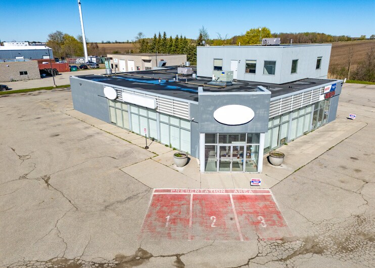 More Photos Of 1 Malcolm Rd, Guelph Auto Dealership For Lease