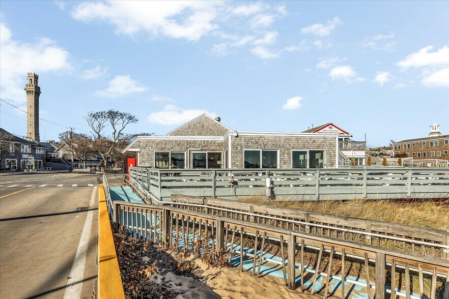 More Photos Of 317-319 Commercial St, Provincetown Restaurant For Lease