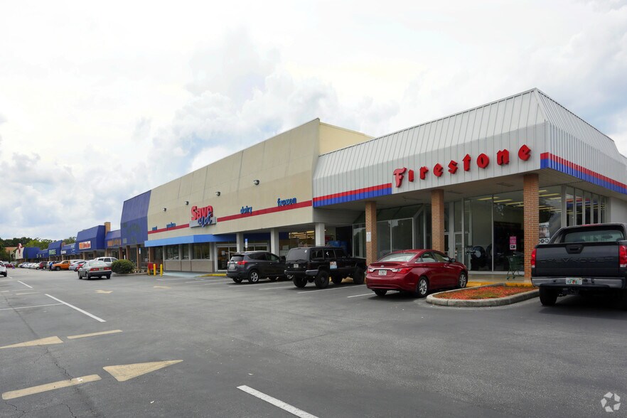 More Photos Of 912-956 Patricia Ave, Dunedin Unknown For Lease