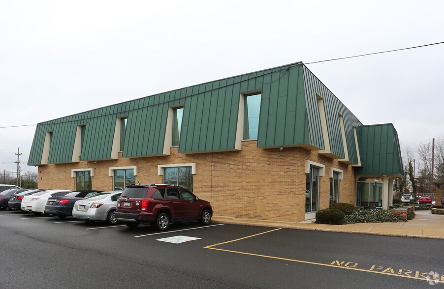 More Photos Of 65 W Street Rd, Warminster Township Unknown For Lease
