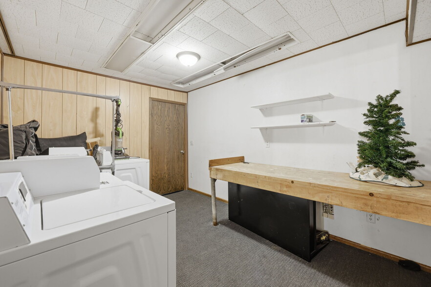 More Photos Of 127 Central Ave, Long Prairie Office Residential For Sale