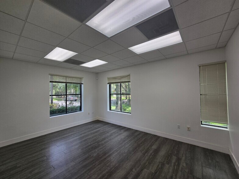 More Photos Of 1351 Sawgrass Corporate Pky, Sunrise Loft Creative Space For Lease