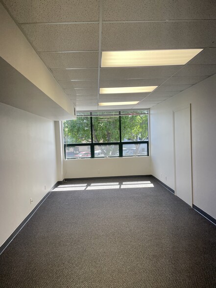 More Photos Of 657-659 Oak Grove Ave, Menlo Park Office For Lease