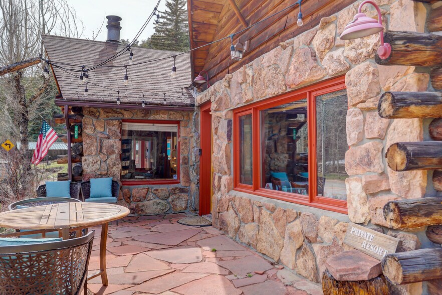 More Photos Of 468 Riverside Dr, Lyons Specialty For Sale