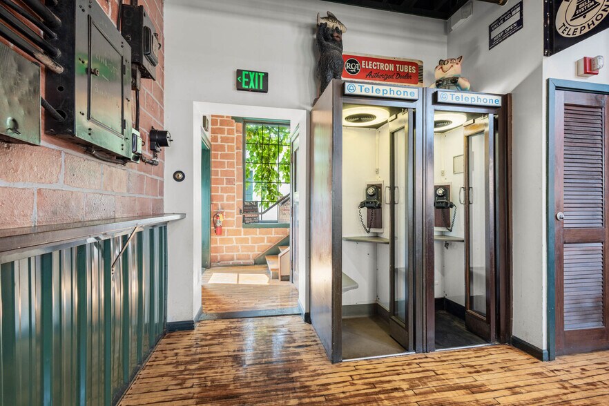 More Photos Of 20 Center St, Batavia Restaurant For Sale
