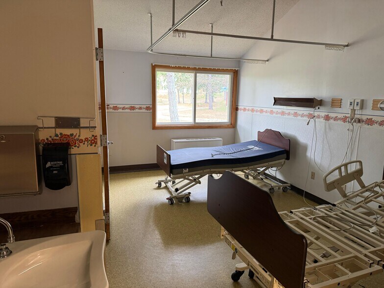 More Photos Of 3400 Aroostook Rd, Eagle Lake Specialty For Sale