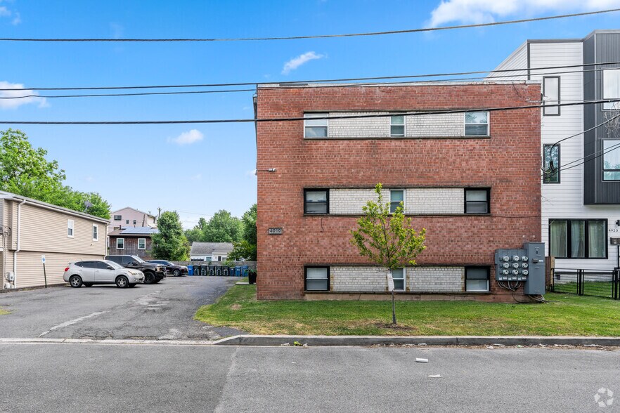 More Photos Of 4919 A St SE, Washington Apartments For Sale