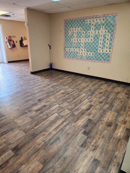 More Photos Of 743 Columbia Tpke, East Greenbush Medical For Lease
