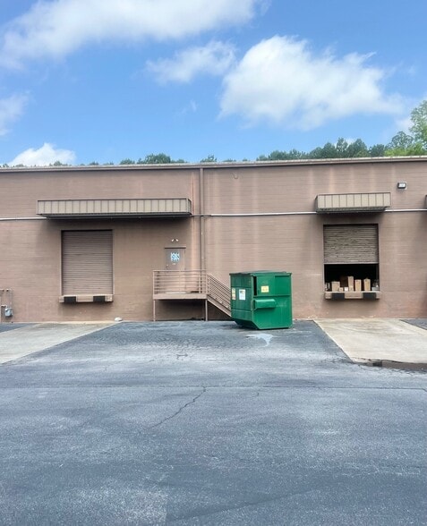 More Photos Of 2300 W Park Place Blvd, Stone Mountain Warehouse For Lease