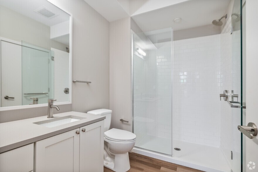 More Photos Of 2800 Franklin Blvd, Cleveland Apartments For Lease