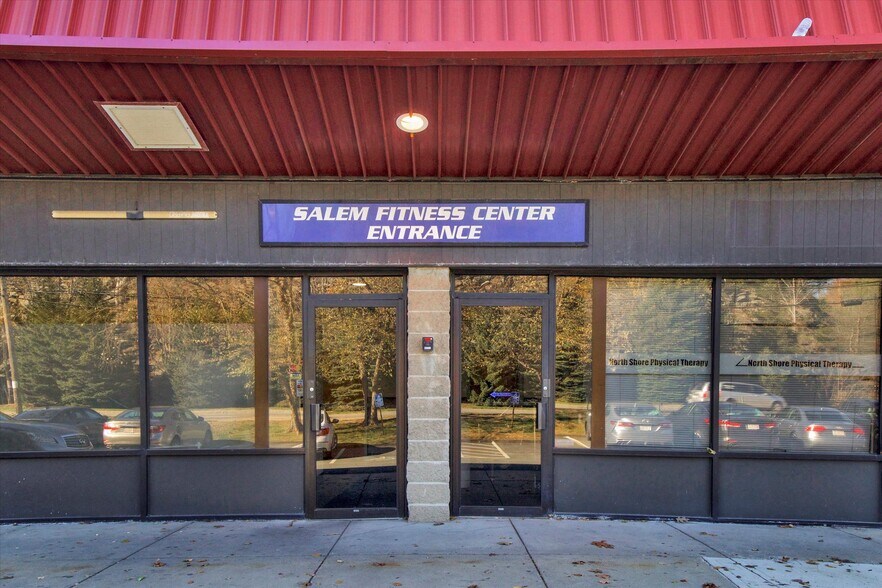 More Photos Of 38 Swampscott Rd, Salem Self Storage For Lease