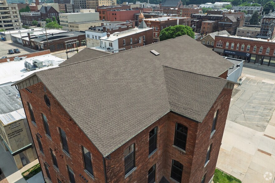 More Photos Of 1199 Central Ave, Dubuque Apartments For Sale