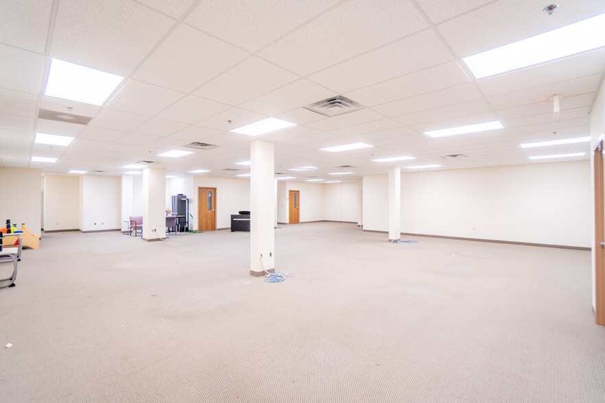 More Photos Of 1220 Mound Ave, Racine Self Storage For Sale