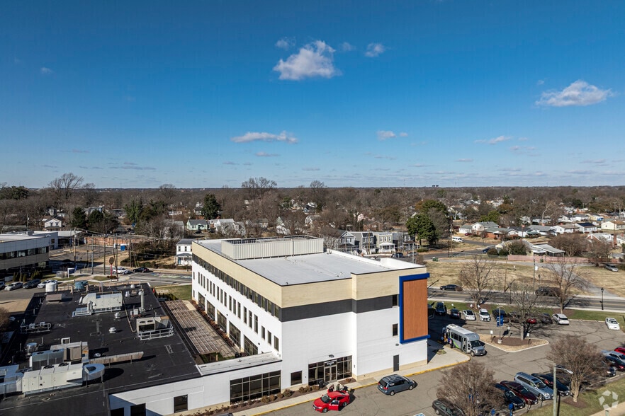 More Photos Of 1510 N 28th St, Richmond Medical For Lease